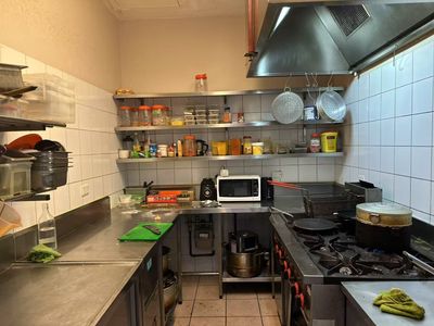 prime-cafe-takeaway-restaurant-shop-for-lease-in-sydney-cbd-near-world-square-2