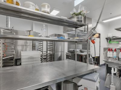 sunshine-plaza-food-court-run-under-management-5