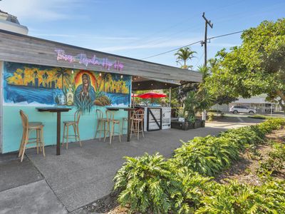 paradise-arcade-noosa-cotton-tree-available-together-or-separately-9
