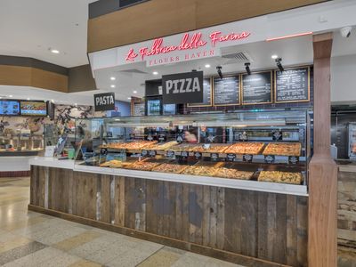 sunshine-plaza-food-court-run-under-management-3