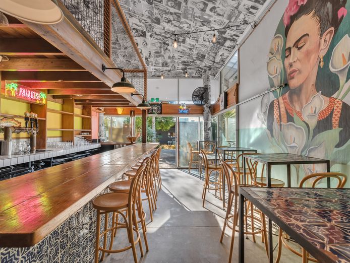 paradise-arcade-noosa-cotton-tree-available-together-or-separately-0