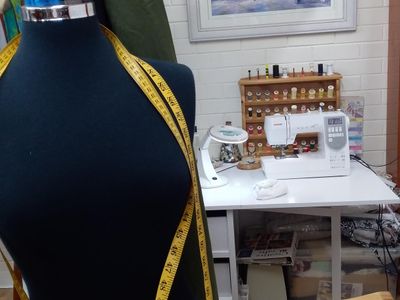 retail-clothing-hats-quality-jewellery-combined-in-this-business-for-sale-5