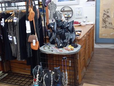 retail-clothing-hats-quality-jewellery-combined-in-this-business-for-sale-6