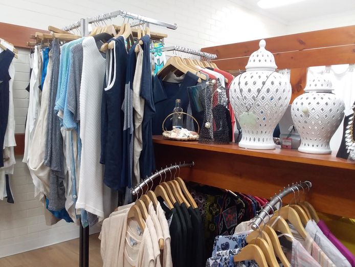 retail-clothing-hats-quality-jewellery-combined-in-this-business-for-sale-7