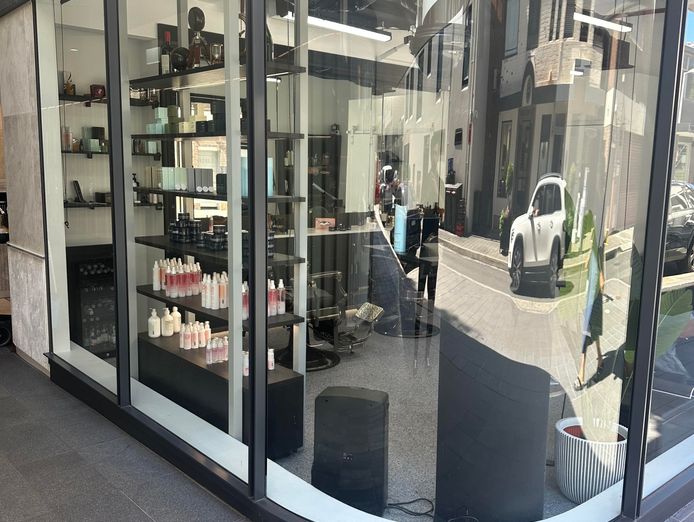 well-stablished-barber-shop-in-the-heart-of-eastern-suburbs-1