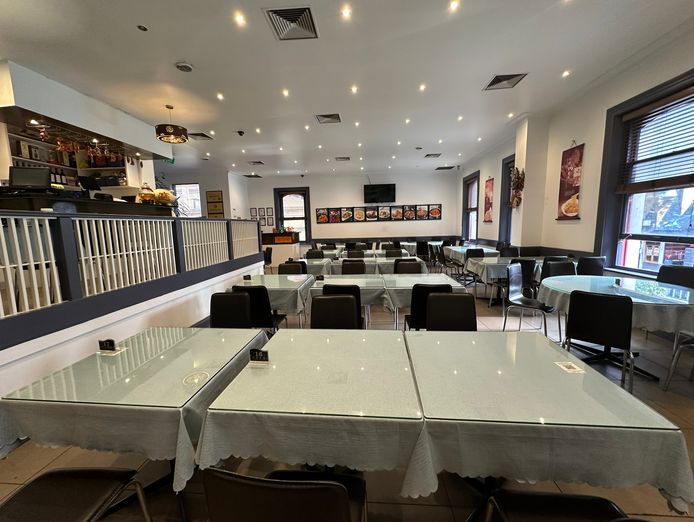 prime-chinatown-restaurant-fully-fitted-thriving-business-opportunity-0