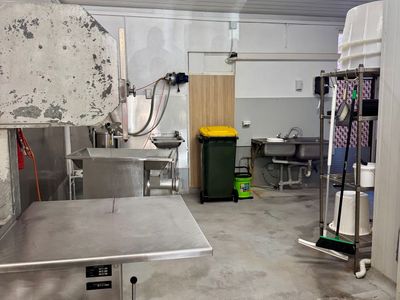 good-opportunity-butcher-shop-first-time-offered-to-the-public-5