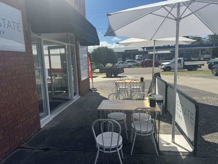 takeaway-business-for-sale-walk-in-walk-out-opportunity-3