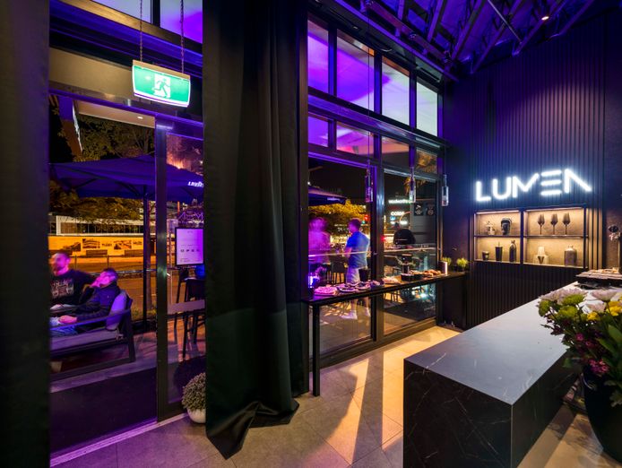 75k-urgent-sale-architect-designed-cafe-bar-in-prime-toowong-location-3