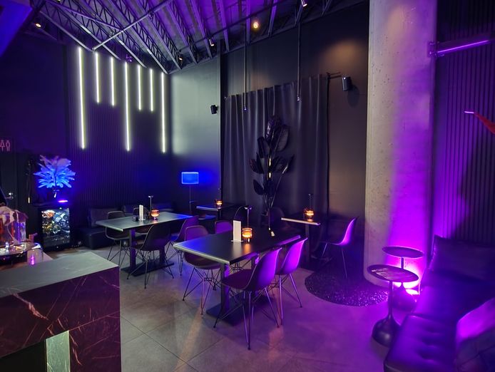 sophisticated-lifestyle-cafe-and-lounge-bar-for-sale-125-000-incl-stock-1