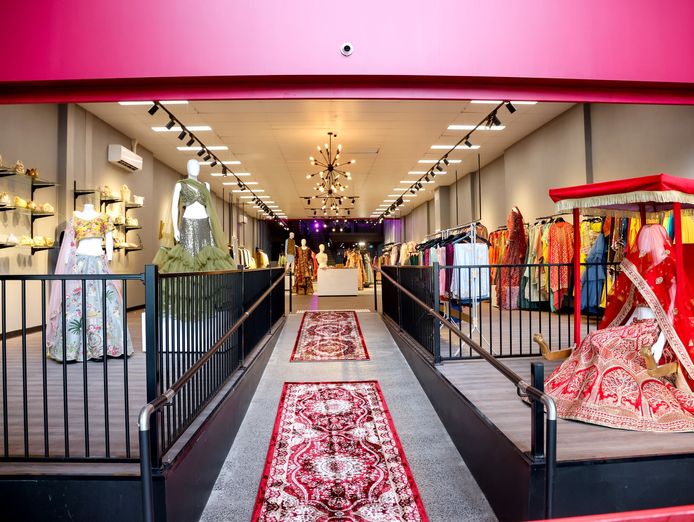 premium-retail-store-in-prime-dandenong-location-1