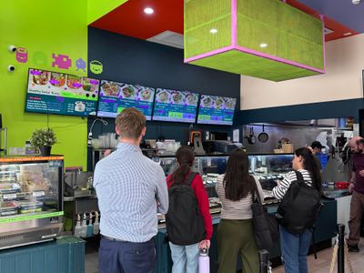 own-a-miso-hungry-sushi-bowls-10-years-multiple-locations-strong-brand-2