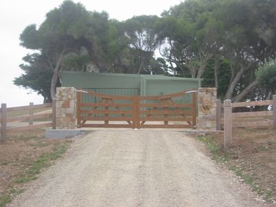 established-reputation-for-gates-and-fencing-7