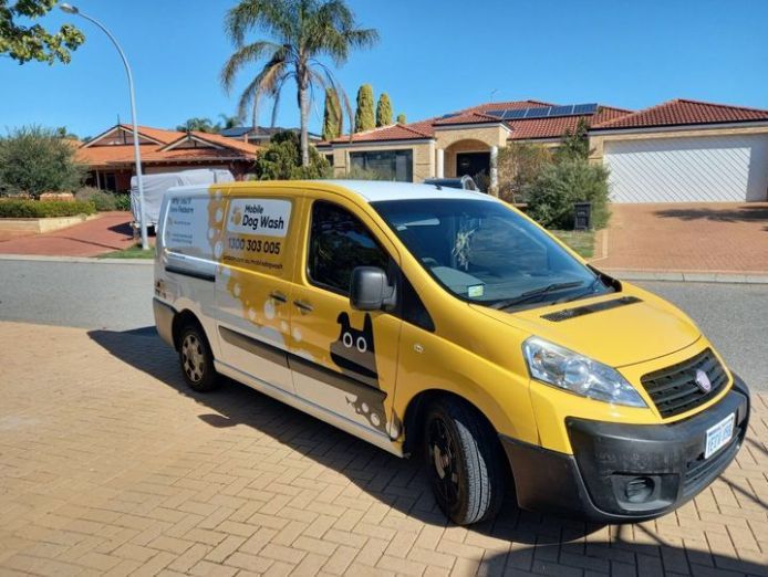 own-a-petbarn-mobile-dogwash-franchise-lead-your-own-business-2
