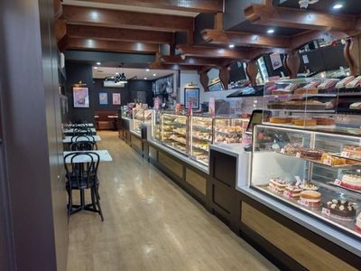 iconic-16k-wk-flagship-ferguson-plarre-bakery-moonee-ponds-our-ref-v2099-2
