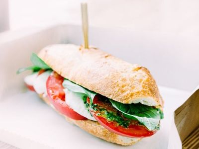 stunning-cafe-on-the-39-paris-end-39-of-collins-street-cbd-our-ref-v1929-3