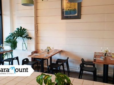 chattels-sale-prime-opportunity-in-the-heart-of-elwood-our-ref-v2082-0