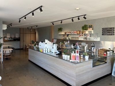 seven-day-caf-with-a-modern-fit-out-and-huge-growth-potential-our-ref-v2089-1