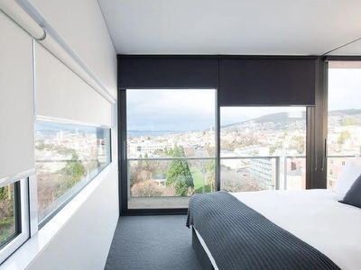 curtain-and-blind-retailer-in-hobart-trading-since-1998-our-ref-t548-2