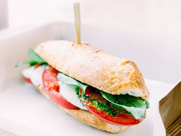 stunning-cafe-on-the-39-paris-end-39-of-collins-street-cbd-our-ref-v1929-3