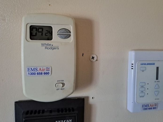 highly-regarded-heating-cooling-maintenance-bus-est-25-yrs-our-ref-v2112-2