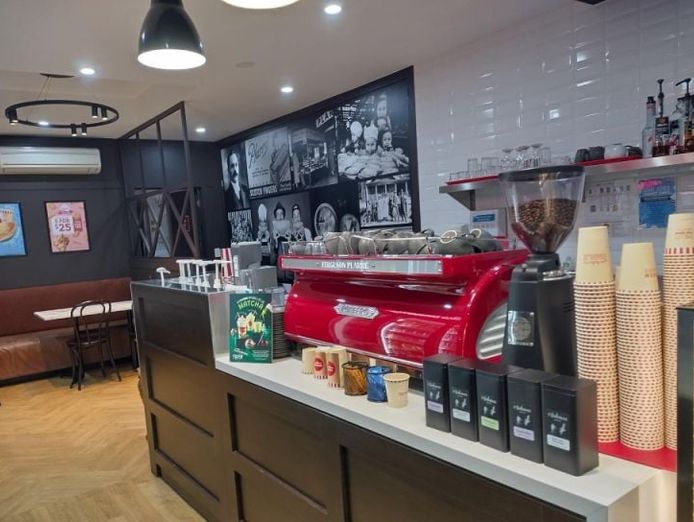 iconic-16k-wk-flagship-ferguson-plarre-bakery-moonee-ponds-our-ref-v2099-3