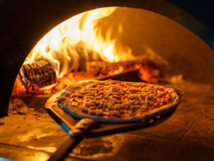 italian-restaurant-and-takeaway-taking-a-huge-19-000-p-w-our-ref-v2073-1