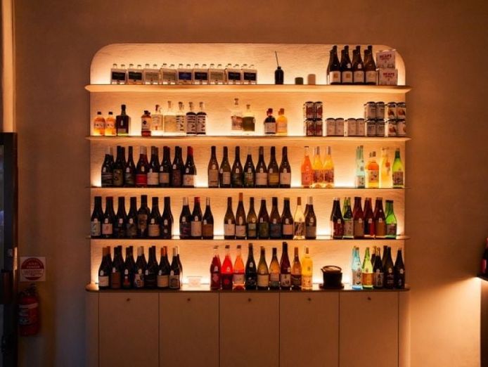 unique-wine-amp-sake-bar-in-melbourne-39-s-iconic-hardware-lane-our-ref-v2119-3