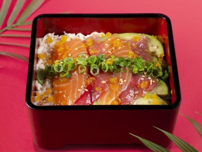 simple-fresh-food-take-away-with-cheap-rent-hugh-potential-our-ref-v2109-5