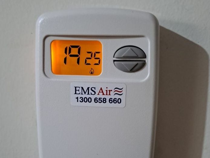 highly-regarded-heating-cooling-maintenance-bus-est-25-yrs-our-ref-v2112-8