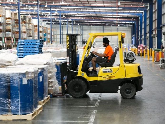 3pl-specialist-warehousing-distribution-third-party-logistics-our-ref-v2059-2