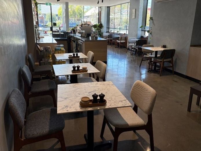 seven-day-caf-with-a-modern-fit-out-and-huge-growth-potential-our-ref-v2089-5