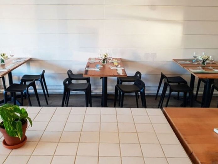 chattels-sale-prime-opportunity-in-the-heart-of-elwood-our-ref-v2082-4