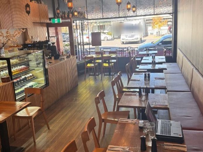 thriving-cafe-restaurant-in-prime-carlton-rathdowne-st-location-our-ref-v2095-2