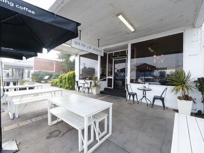 south-of-the-border-eatery-id-24-2