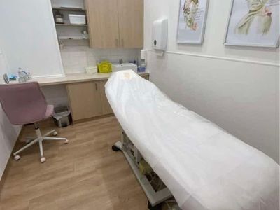 cosmetic-clinic-fit-out-for-sale-2