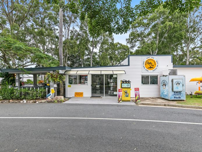 unique-business-opportunity-bribie-beach-shack-for-sale-0