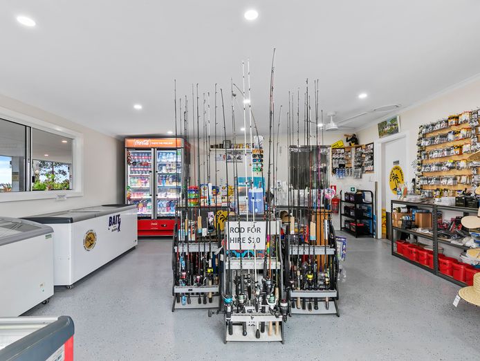 unique-business-opportunity-bribie-beach-shack-for-sale-6