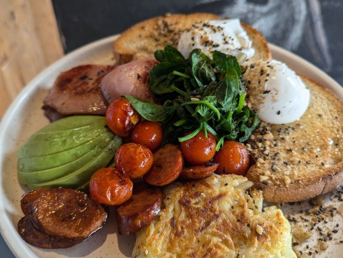 vibrant-popular-cafe-in-beachside-town-port-fairy-520k-turnover-3