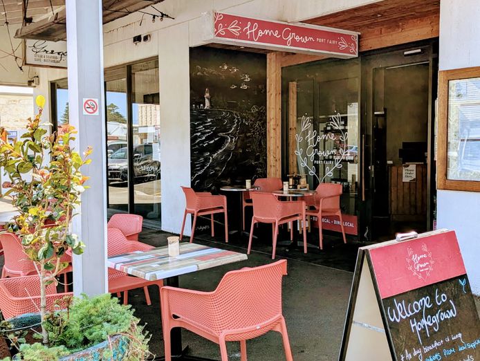 vibrant-popular-cafe-in-beachside-town-port-fairy-520k-turnover-0