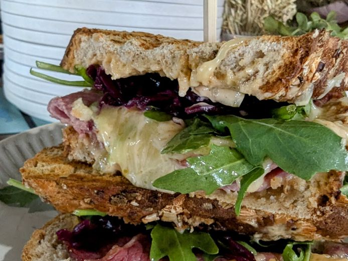 vibrant-popular-cafe-in-beachside-town-port-fairy-520k-turnover-6