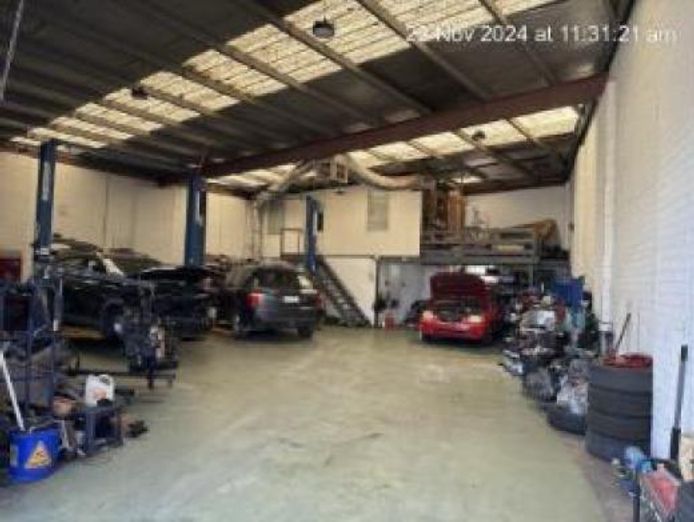 mechanical-workshop-next-to-dandenong-train-station-75k-price-3