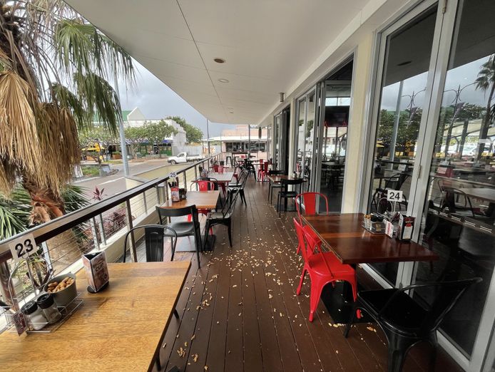 lone-star-rib-house-and-brews-franchise-for-sale-in-townsville-6