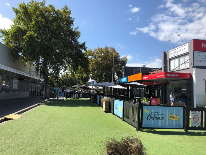 restaurant-in-prime-location-altona-spacious-price-reduced-0