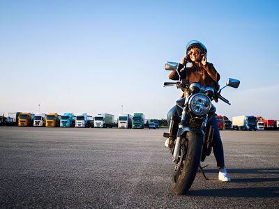 exclusive-motorcycle-e-bike-dealership-with-2-bedroom-onsite-residence-2