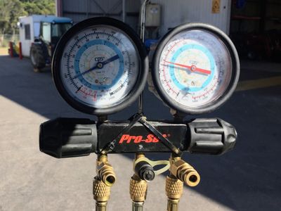 mobile-auto-air-conditioning-service-2
