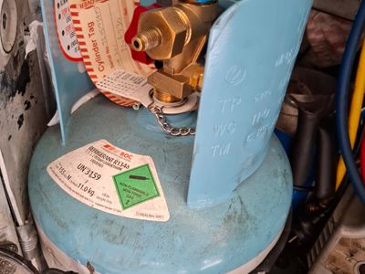 mobile-auto-air-conditioning-service-3
