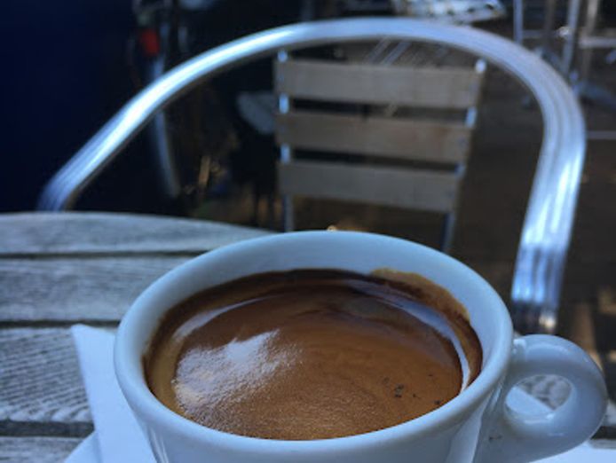 well-established-cafe-in-st-leonards-sydney-0