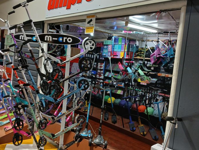 skate-scooter-sports-service-centre-store-for-sale-owners-retiring-1