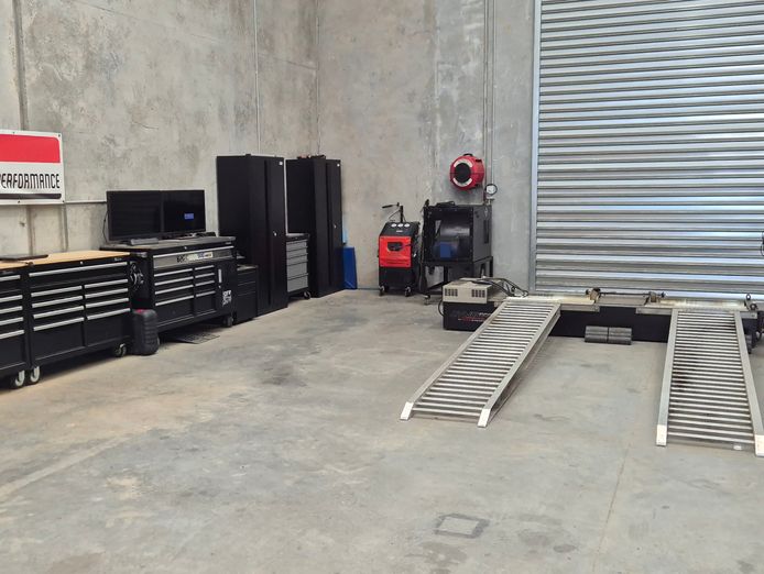 mechanical-repairs-specialised-automotive-service-centre-established-30-years-1